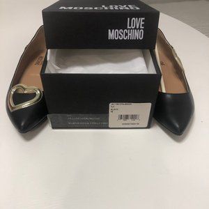 Love Moschino Pointed Toe Flat
